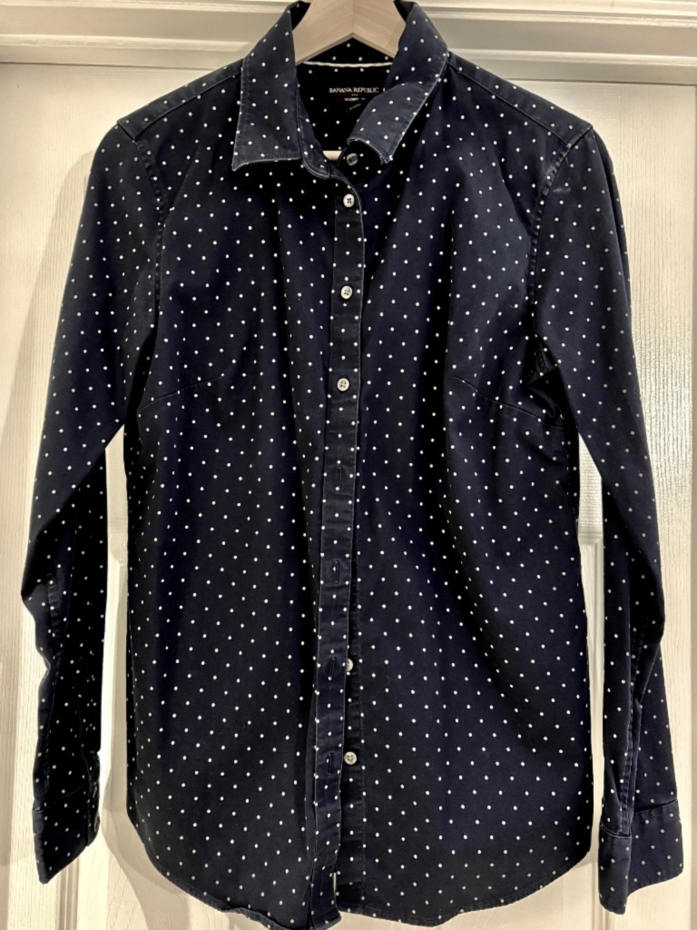 Banana Republic Navy Polka Dot Button up Shirt Women’s 10 Office Casual